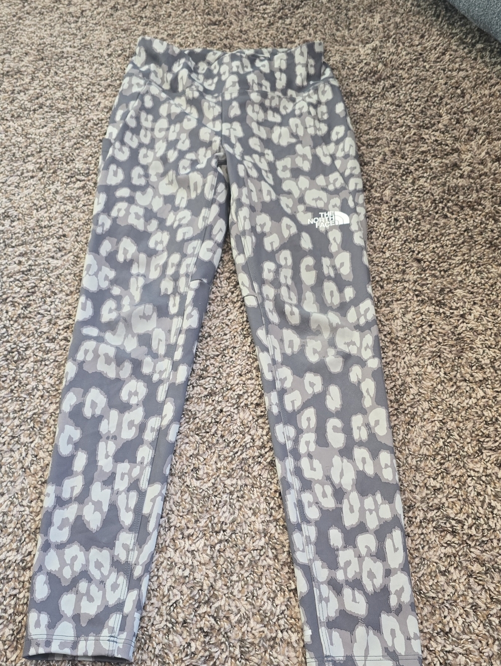 The North Face Girls' Grey & Light Grey Leopard-Print Leggings